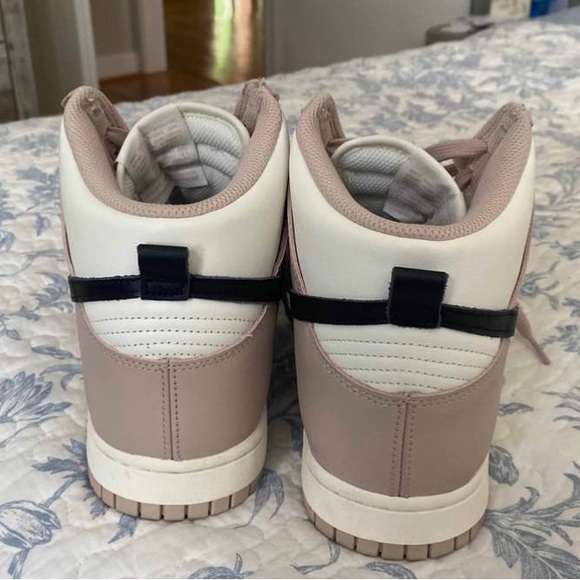 Nike Dunk High ‘Fossil Stone’ - Picture 3 of 7